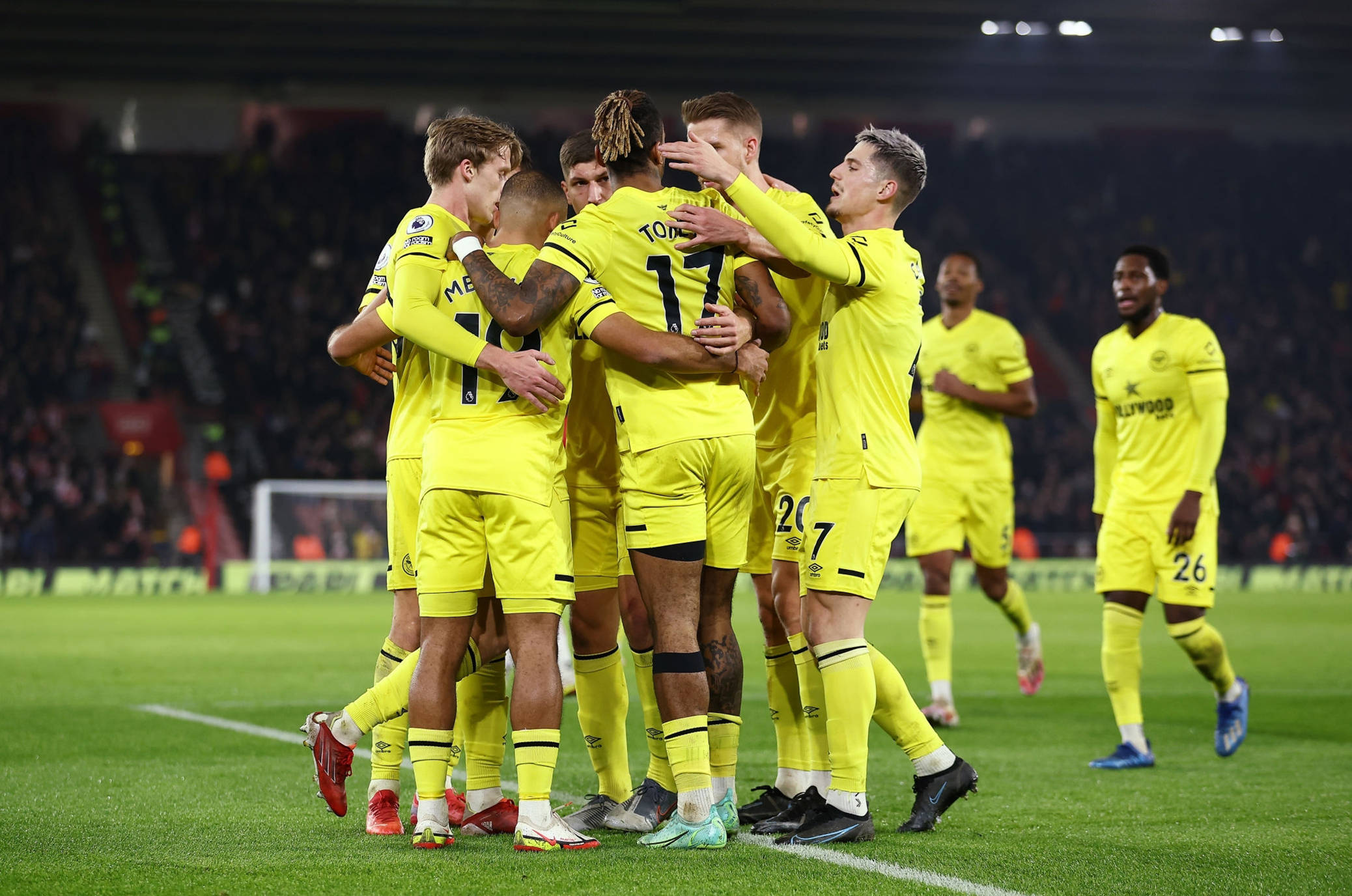 湖人签下乐 湖人签下乐