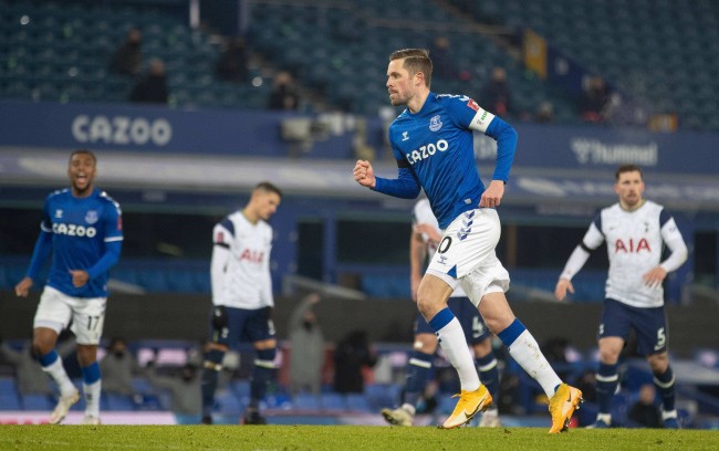 为传达了球 为传达了球